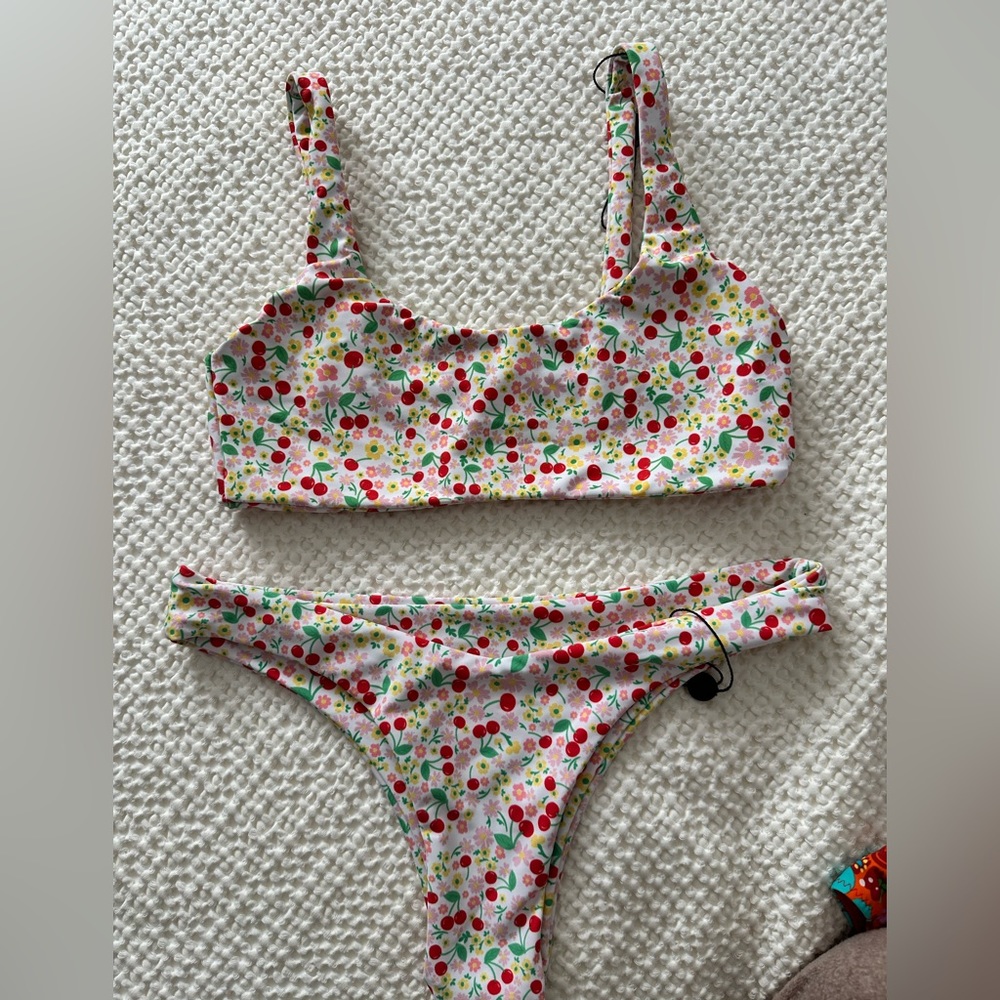 Skatie Cherry Bikini 🍒🌸